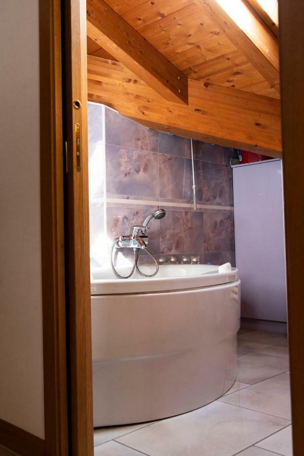 Romantic Home Сондало Екстериор снимка